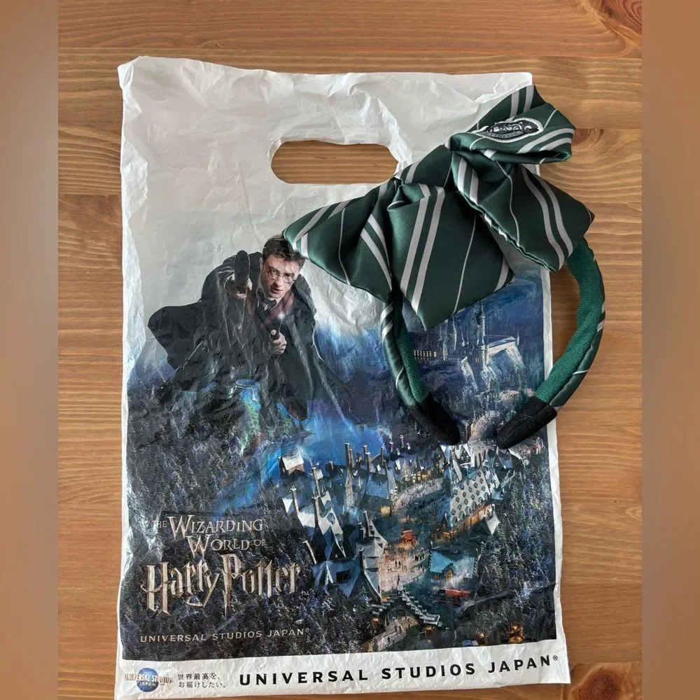 JAPAN LIMITED Harry Potter Slytherin Bow Authentic Headband Accessory - Like New